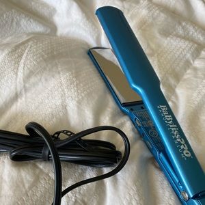 brand new BaByliss pro hair straightener